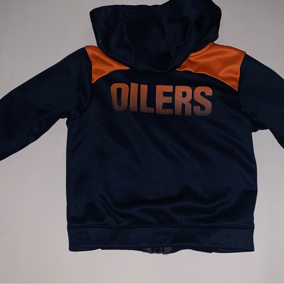Oilers sweater - Picture 2 of 4